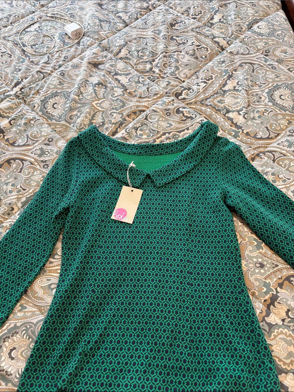 Boden Green & Navy Geometric Long Sleeve Top